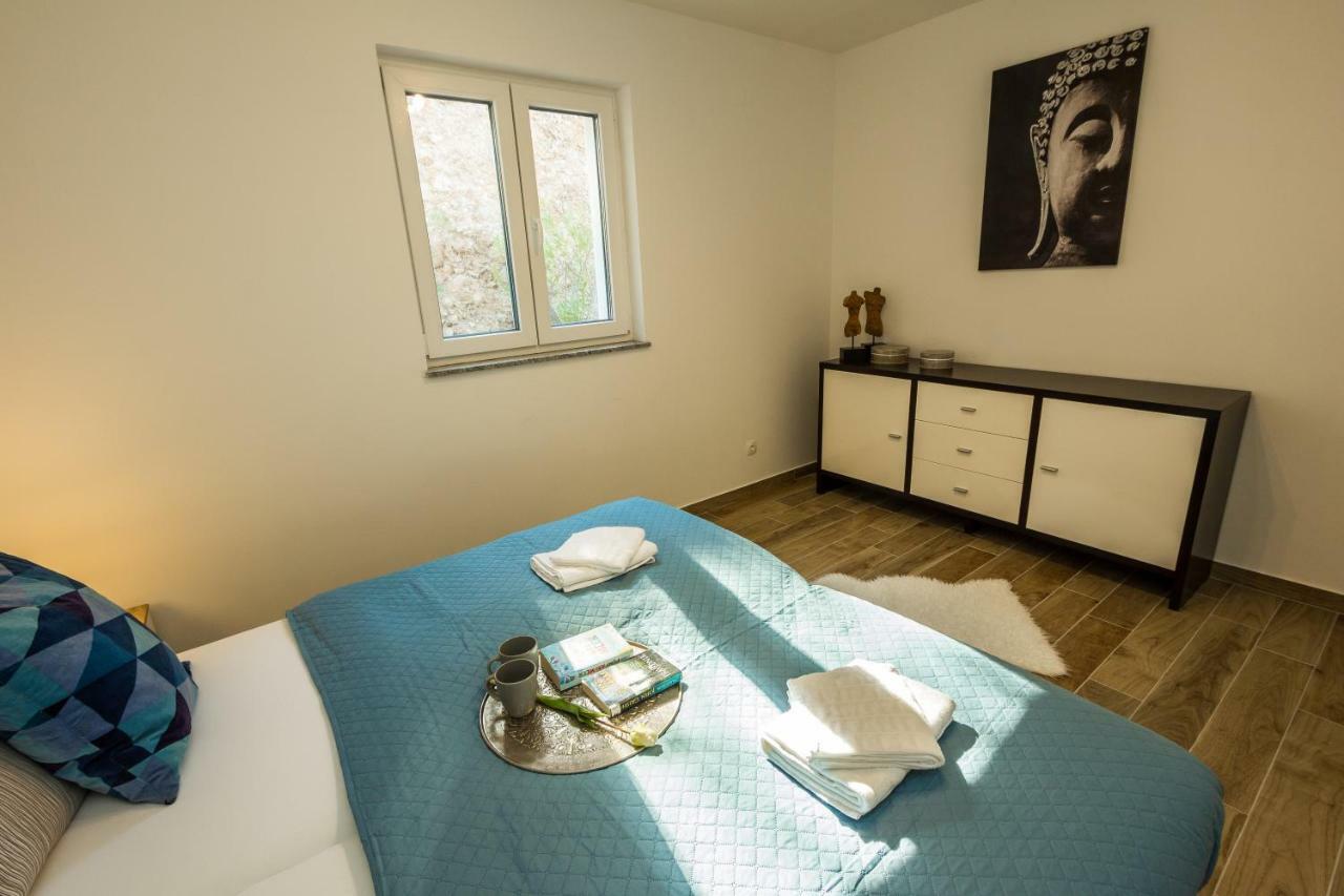 2Bfree Apartments Stinica Eksteriør billede