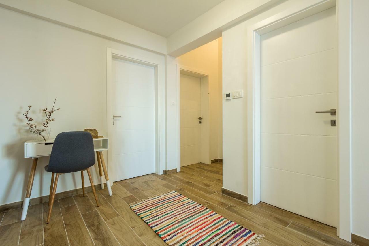2Bfree Apartments Stinica Eksteriør billede